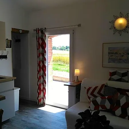 Les Hauts De Sames Bed & Breakfast 3*